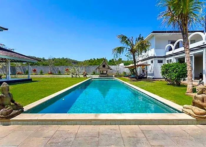 Grand Dineshcara 5 Bedroom Private Pool Zn56
