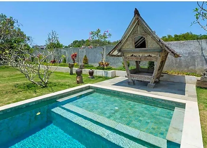 Villa Grand Dineshcara 5 Bedroom Private Pool Zn56 Kuta Selatan