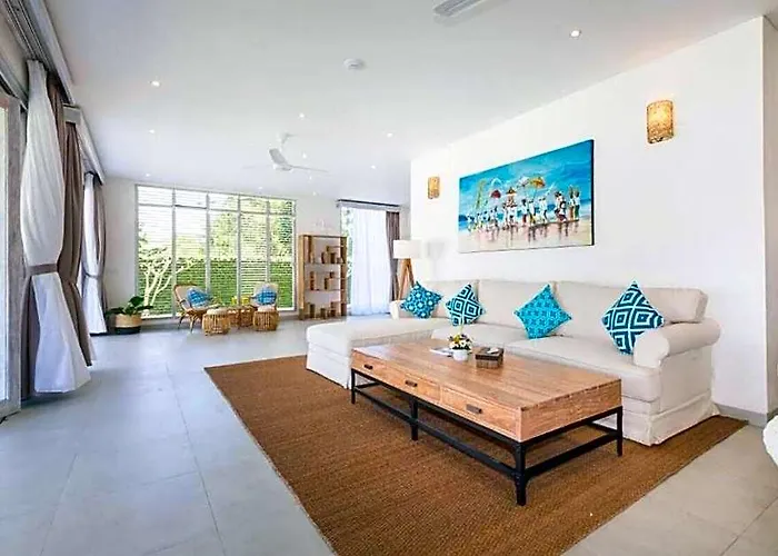 Grand Dineshcara 5 Bedroom Private Pool Zn56 Kuta Selatan