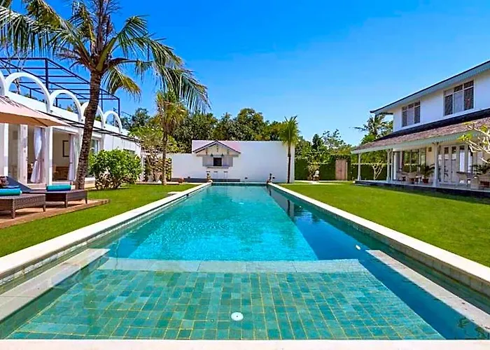 Grand Dineshcara 5 Bedroom Private Pool Zn56 *